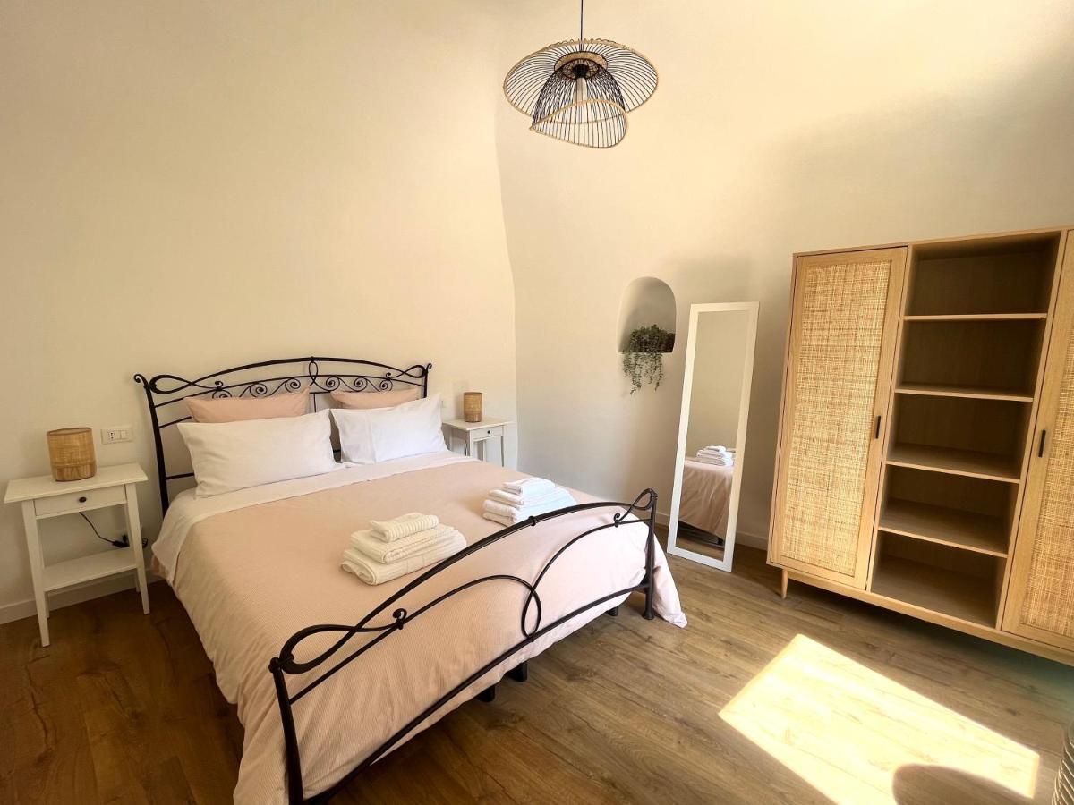 Da I Ciarui Casa Vacanze Dolceacqua Buitenkant foto