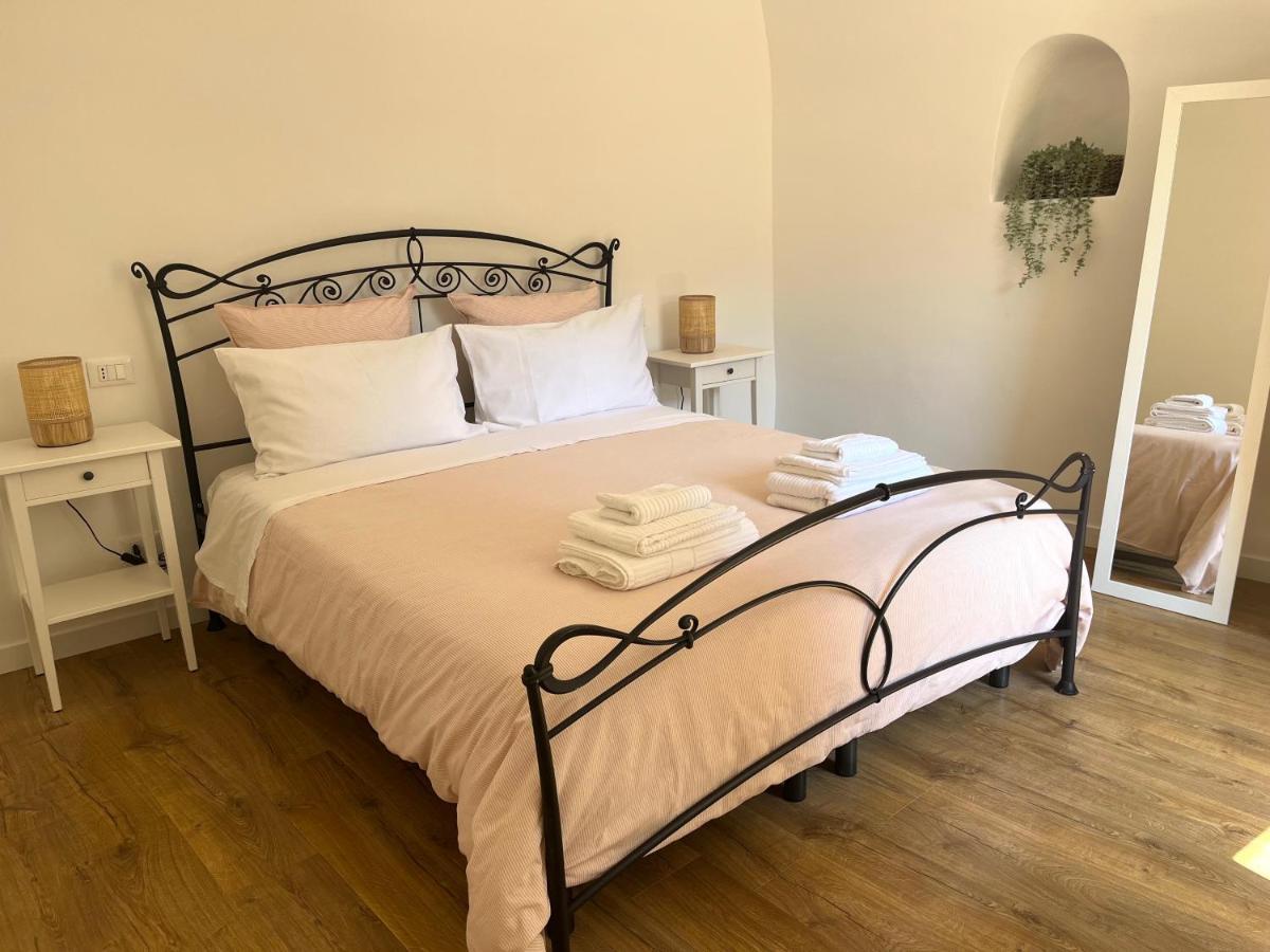 Da I Ciarui Casa Vacanze Dolceacqua Buitenkant foto